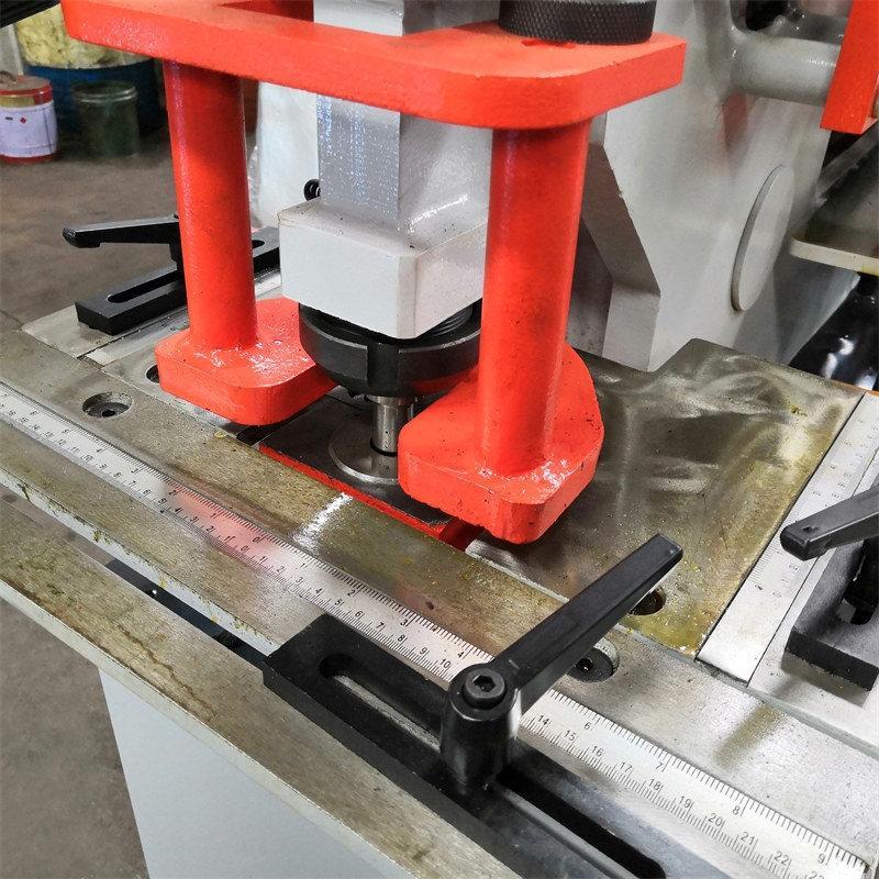 Máy cắt đột liên hợp HIW45 - Xy lanh đơn Máy cắt đột liên hợp HIW45 - Xy lanh đơn