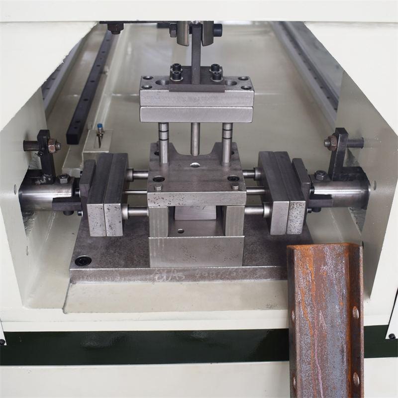Máy cắt đột CNC thép chữ U/C CPM25 Máy cắt đột CNC thép chữ U/C CPM25